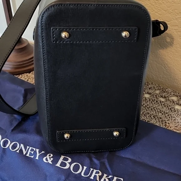 Dooney and Bourke pc bag set